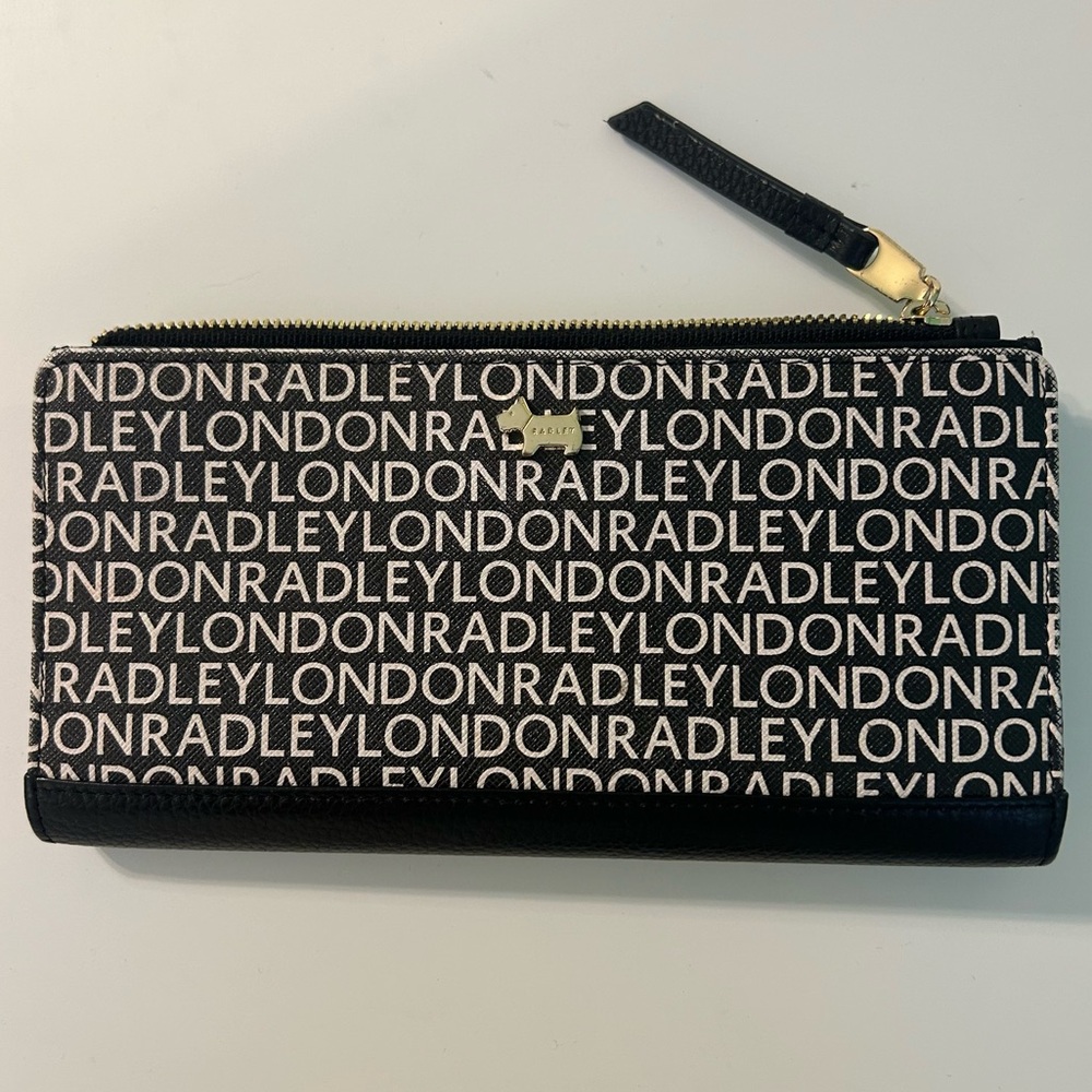 Radley London Bifold Leather Wallet with signature lettering print